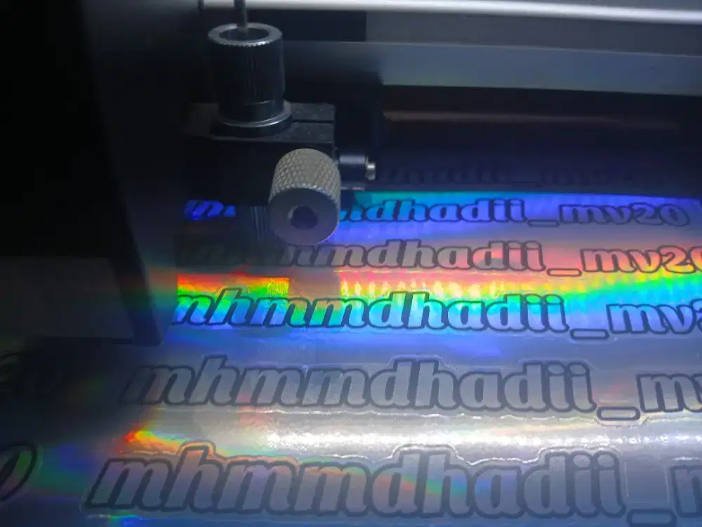 Stiker hologram