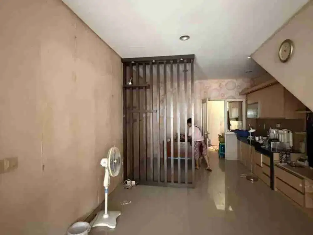 D jual rumah golf lake