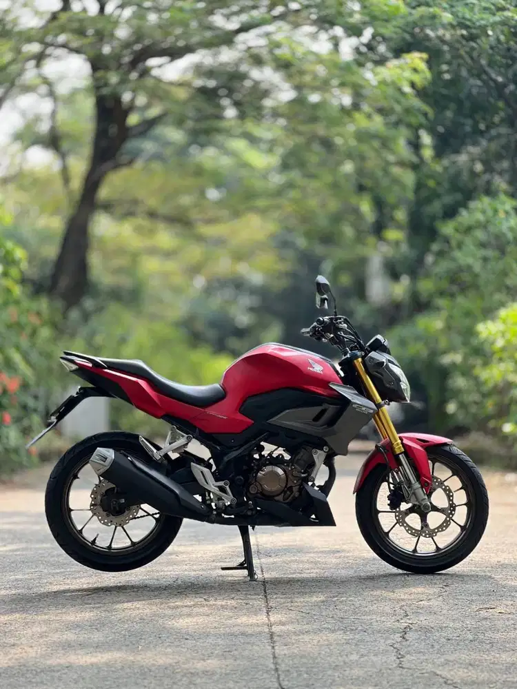 HONDA NEW CB150R 2021 MERAH KM RENDAH PAJAK PANJANG SUPER MULUS