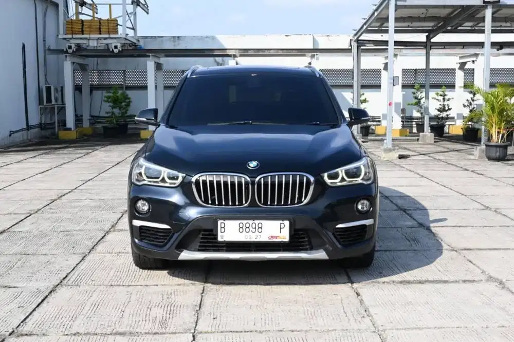 (TDP18jtan) BMW X1 F48 2017 Panoramic