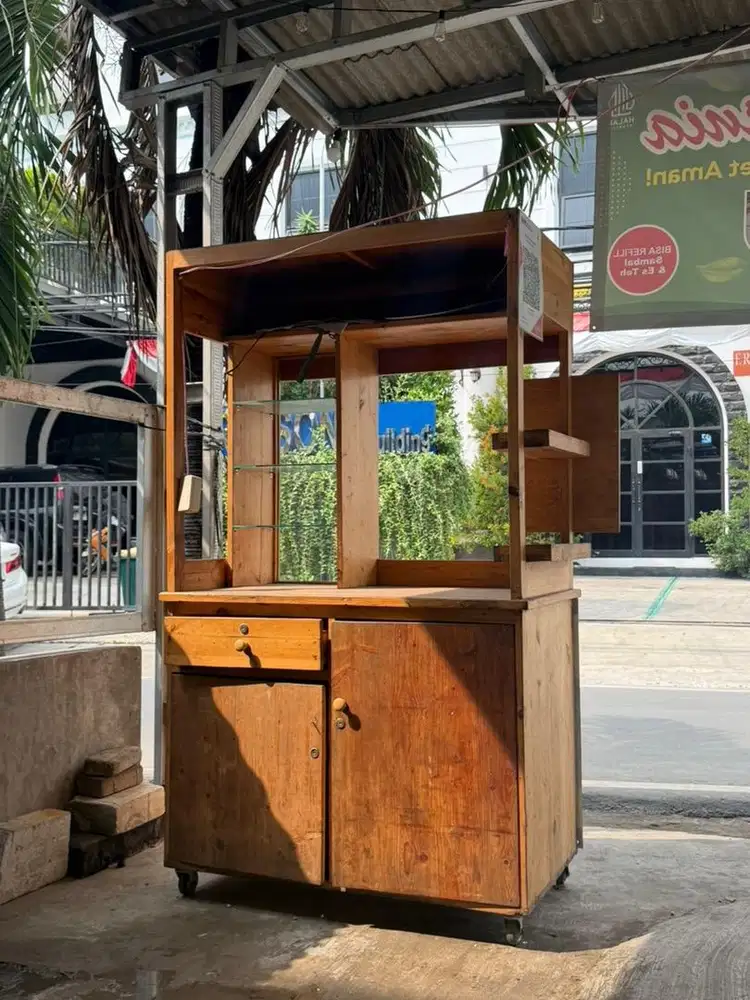 Dijual Gerobak / Booth Kayu Usaha – Rp1.500.000 NEGO