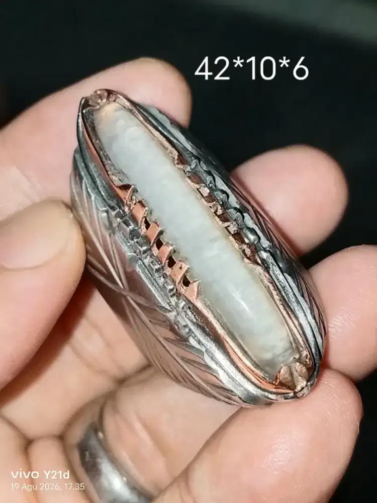 Batu Cincin Pandan Sutra Mpo Hani