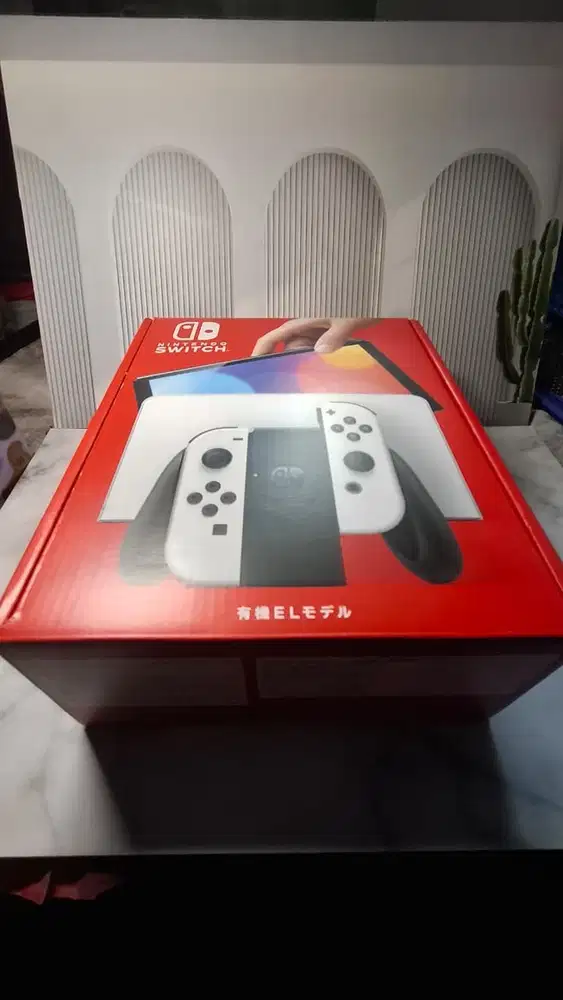 NINTENDO SWITCH OLED – LIKE NEW / OPEN BOX – FULLSET ORI – REG JPN