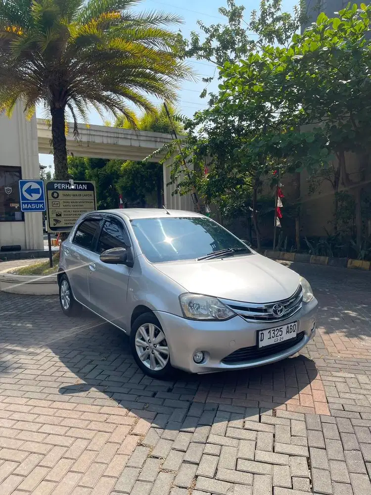 Toyota Etios Valco E 2014 Manual Dp 5 Jt