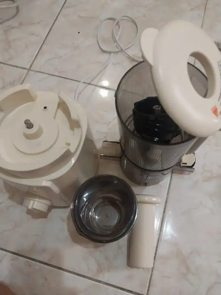 Jual saja Slow Juicer