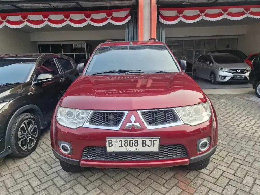 Mitsubishi Pajero Dakar 4x2 Automatic 2012 Diesel Merah Metalik