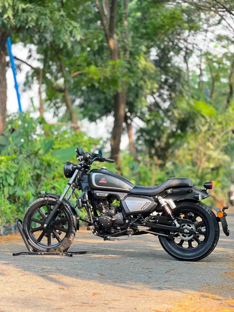 BENELLI MOTOBI 200 EVO 2022 HITAM KM 2K PAJAK HIDUP SIAP SANTAI