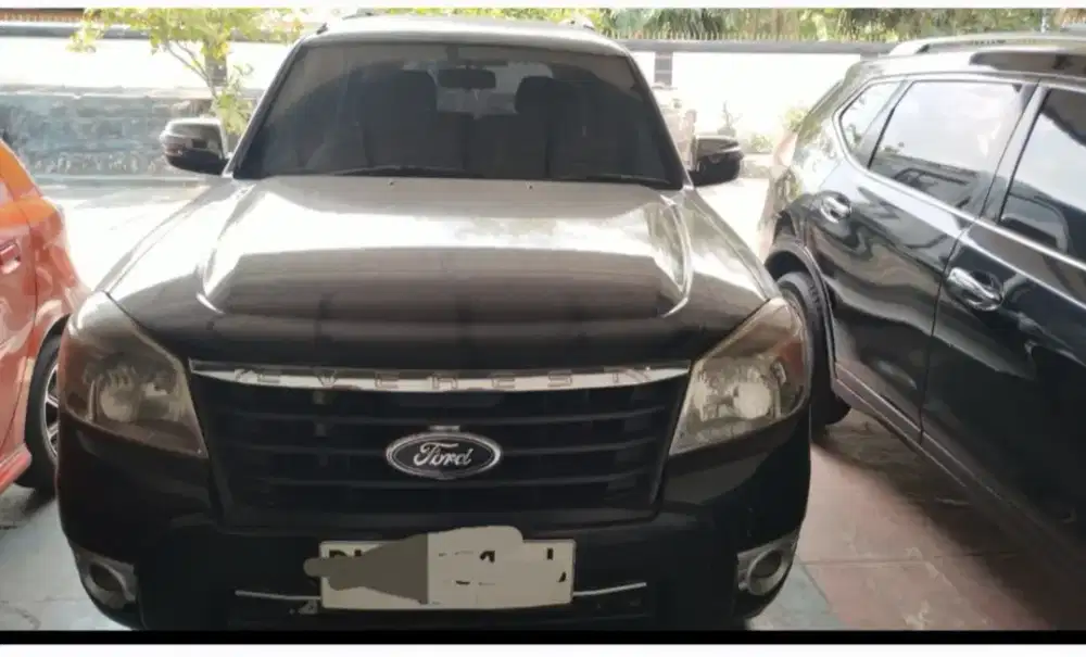 Ford Everes manual solar