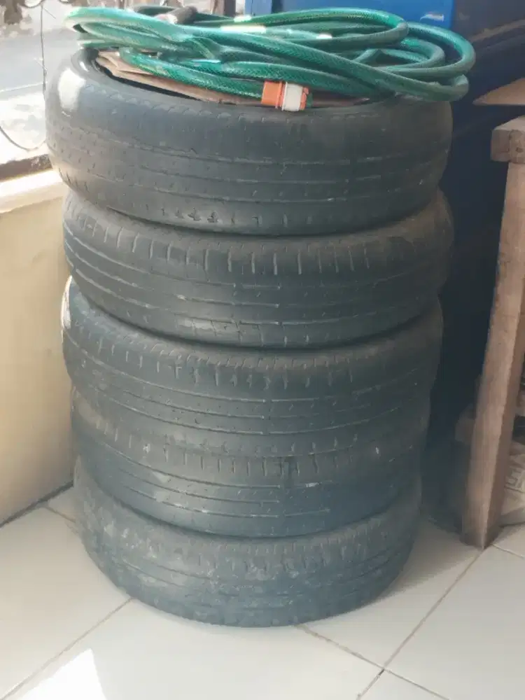 Ban bekas standar Avanza Xenia