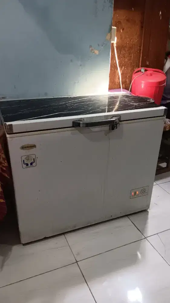 SHANSIO CHEST FREEZER 300lt Dingin Gak Bisa Beku