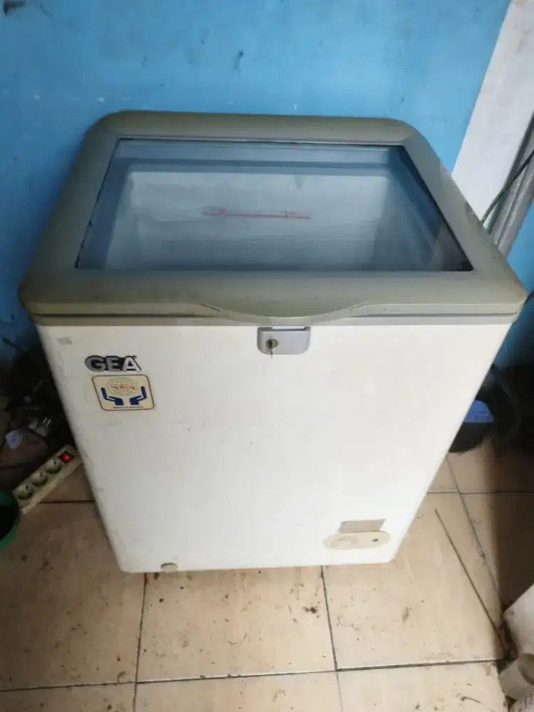 Kulkas freezer box gea