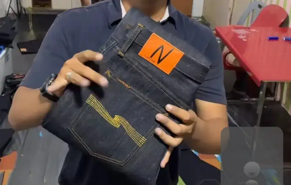 Jeans nudie 180z ukuran 32 pria