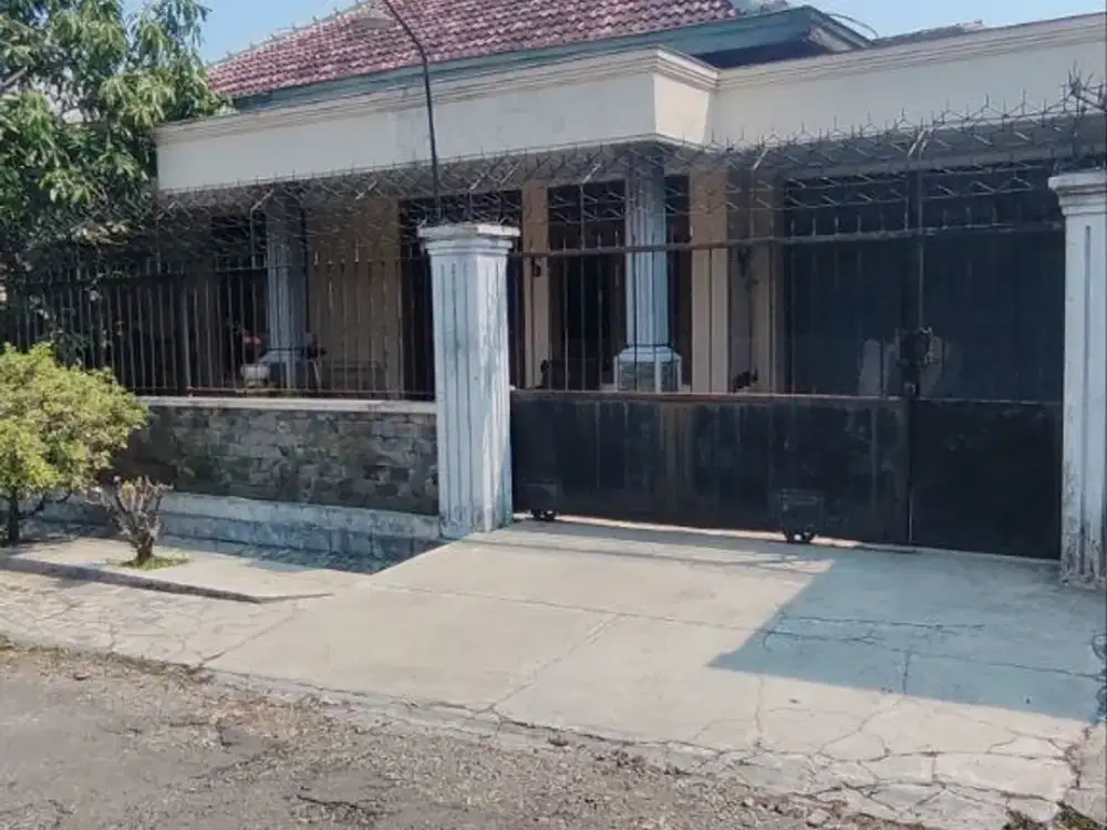 Dijual Rumah Murah area Bunga Bunga Dekat Suhat di Lowokwaru Malang
