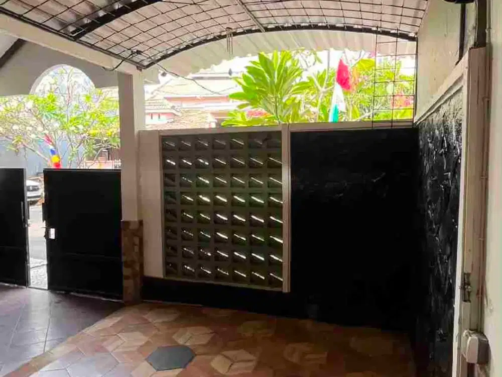 Dijual Rumah Siap Huni selangkah Mall LT 108,Open 1.650 M nego Taman Galaxy Bekasi Selatan