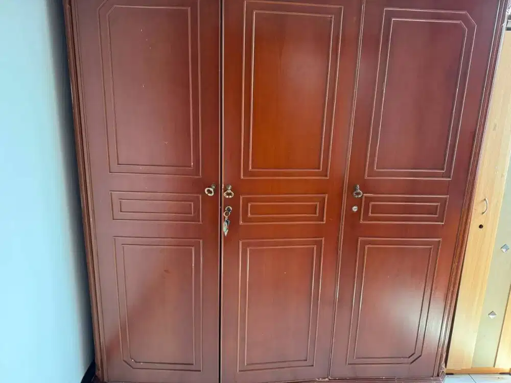 Lemari Pakaian 3 Pintu - Kayu Blok Teak