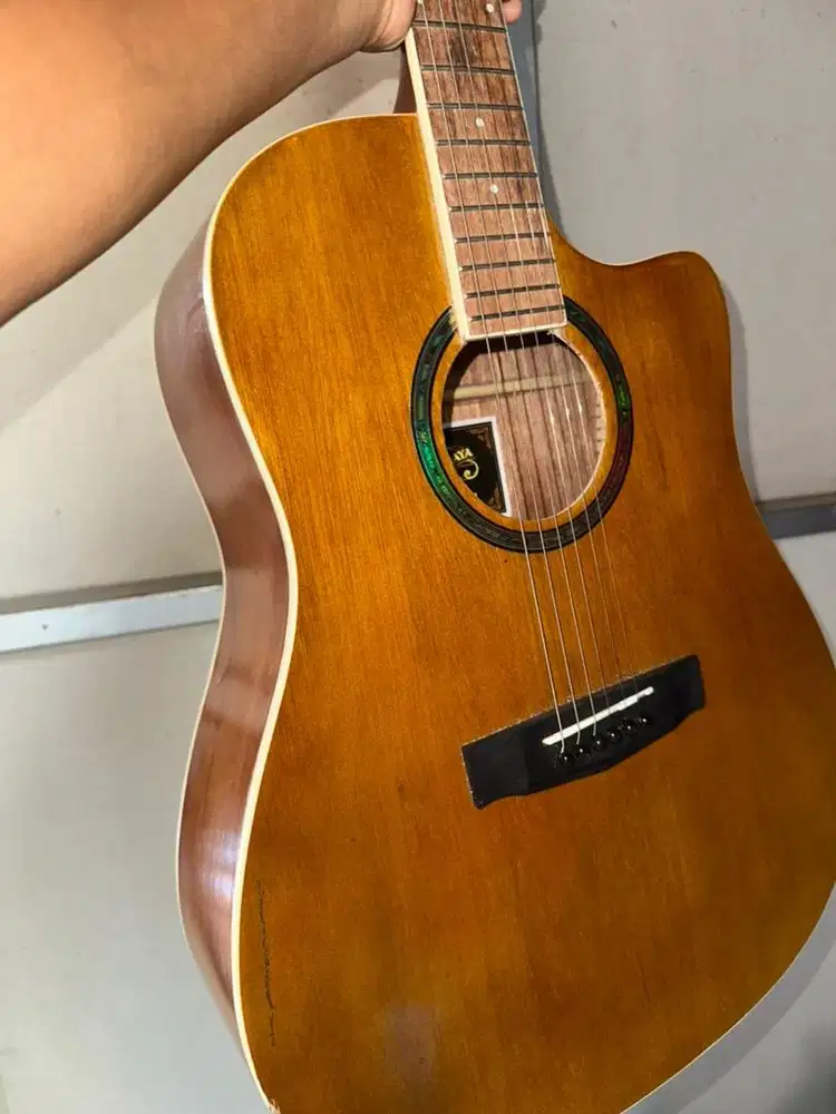 Gitar Akustik Jr Sanjaya