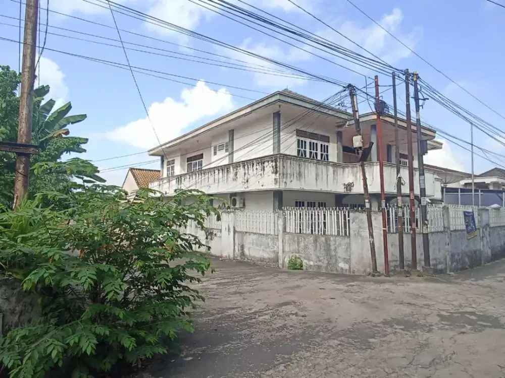 DIJUAL RUMAH 2 LANTAI JALAN SEDUDUK PUTIH PALEMBANG
