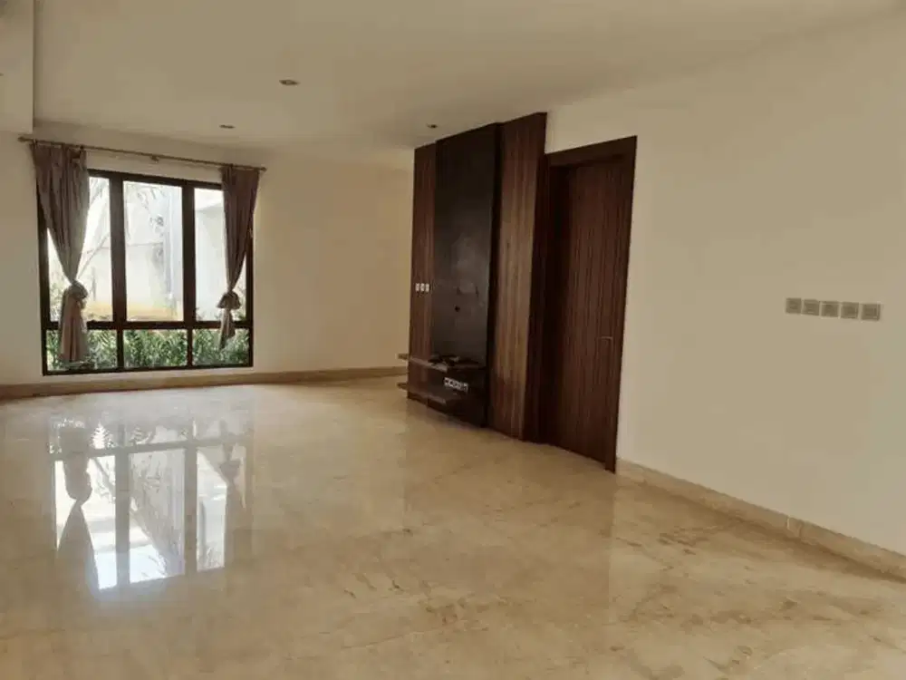 Rumah Lokasi Strategis Di Cipinang Muara S6054