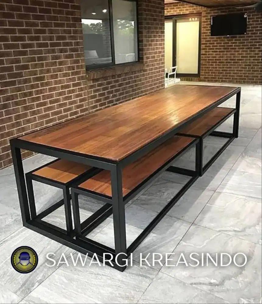 Meja Kursi Besi Model Simple untuk Berbagai Ruangan