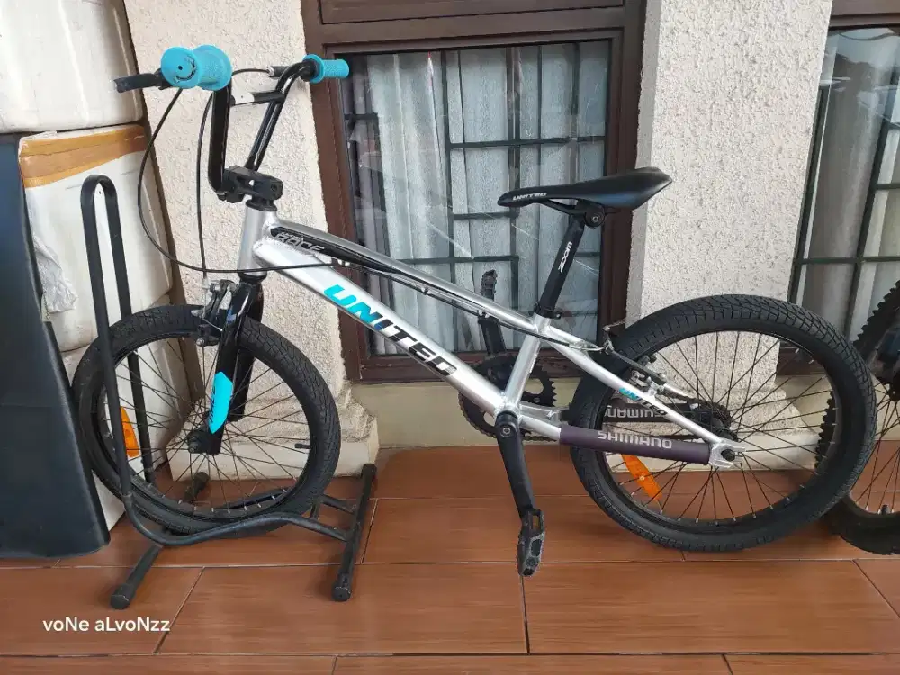 Dijual sepeda United BMX Jumper Mulus banget