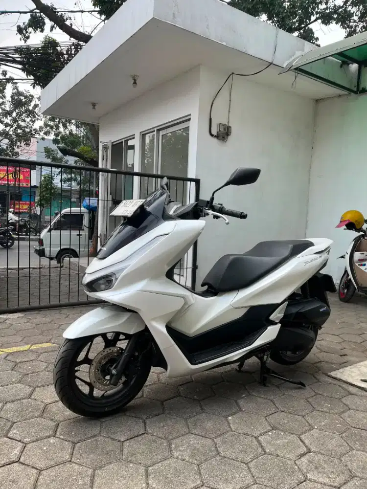 Honda PCX 160 CBS 2025 mulus antik