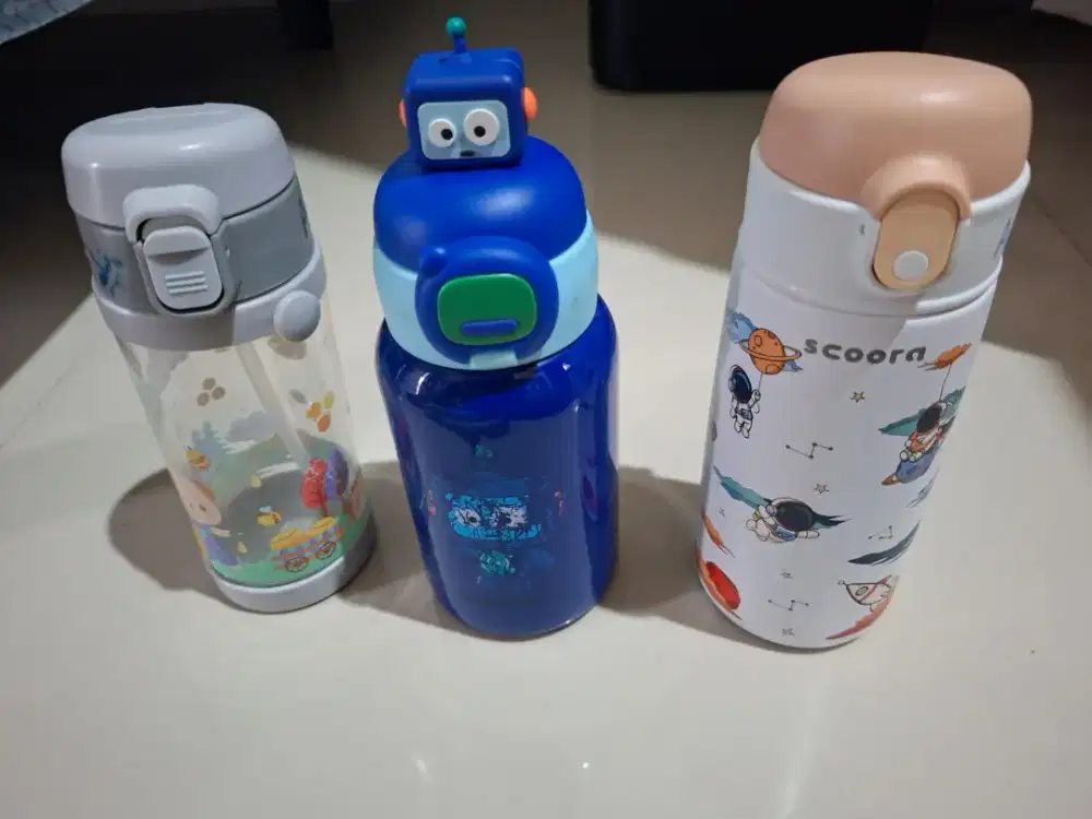 Dijual tumbler minum anak ( preloved)