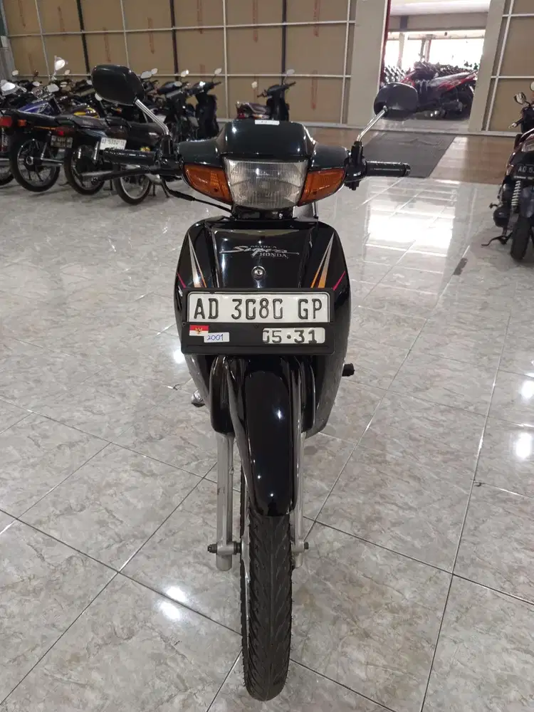 Supra  2001 Istimewa
