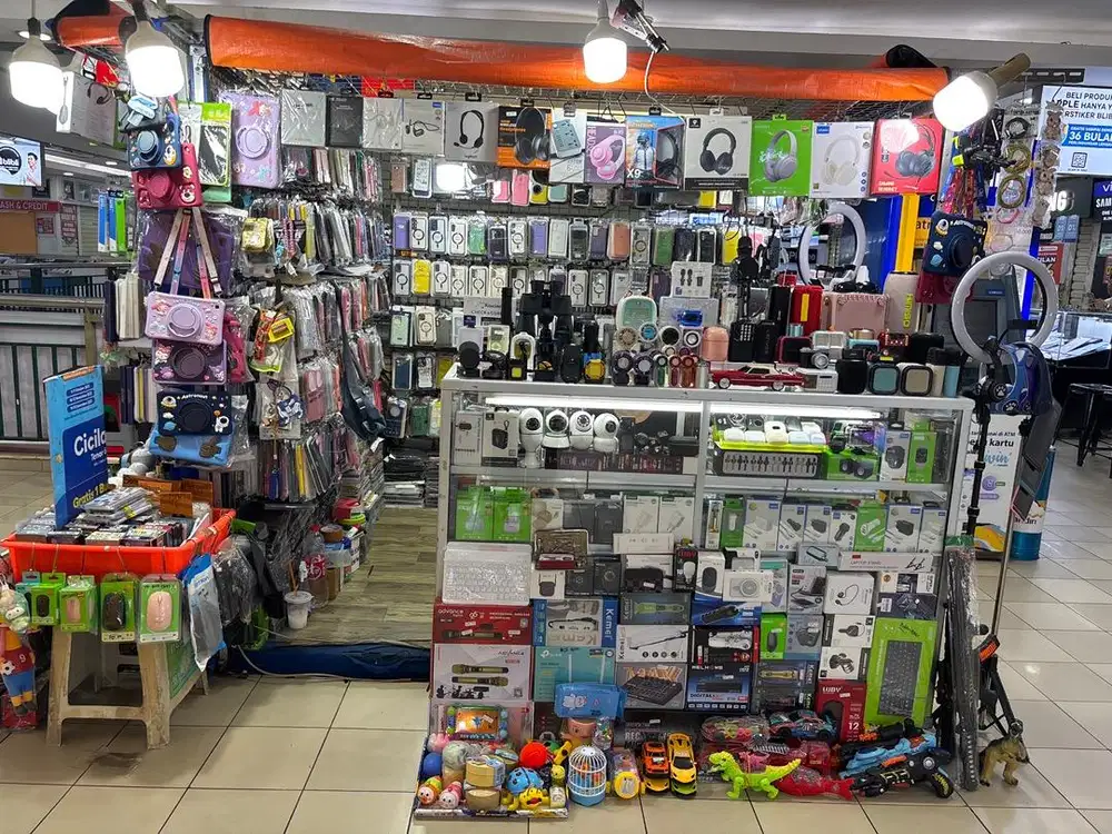 Di Cari Karyawati