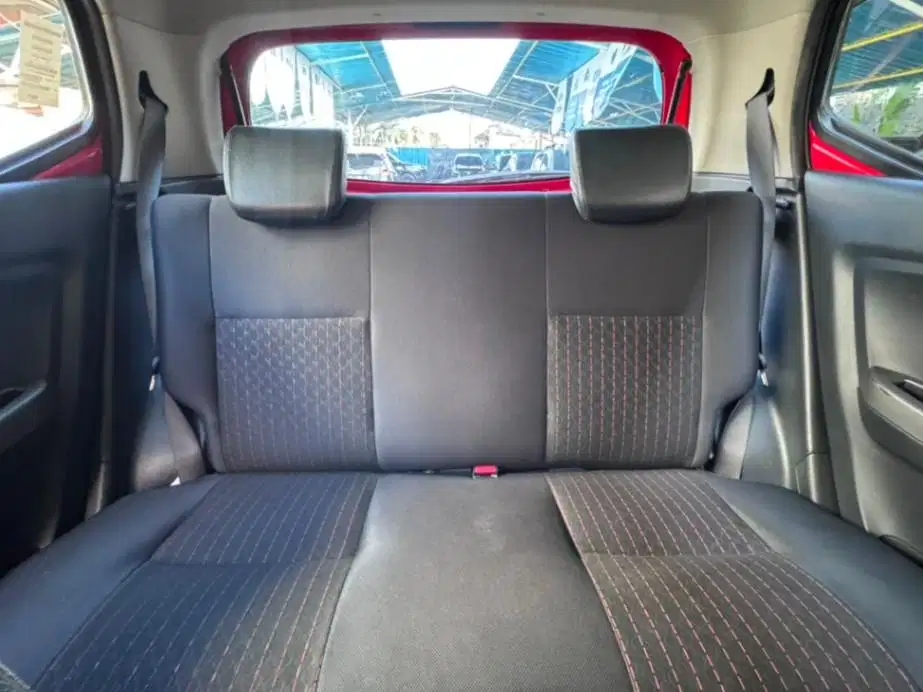 Daihatsu Ayla 1.2 R Bensin AT 2022 Merah (ABG)