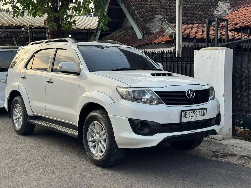 Toyota Fortuner 2014 Vnt diesel metik istimewa yuk maen cepet ajah yuk