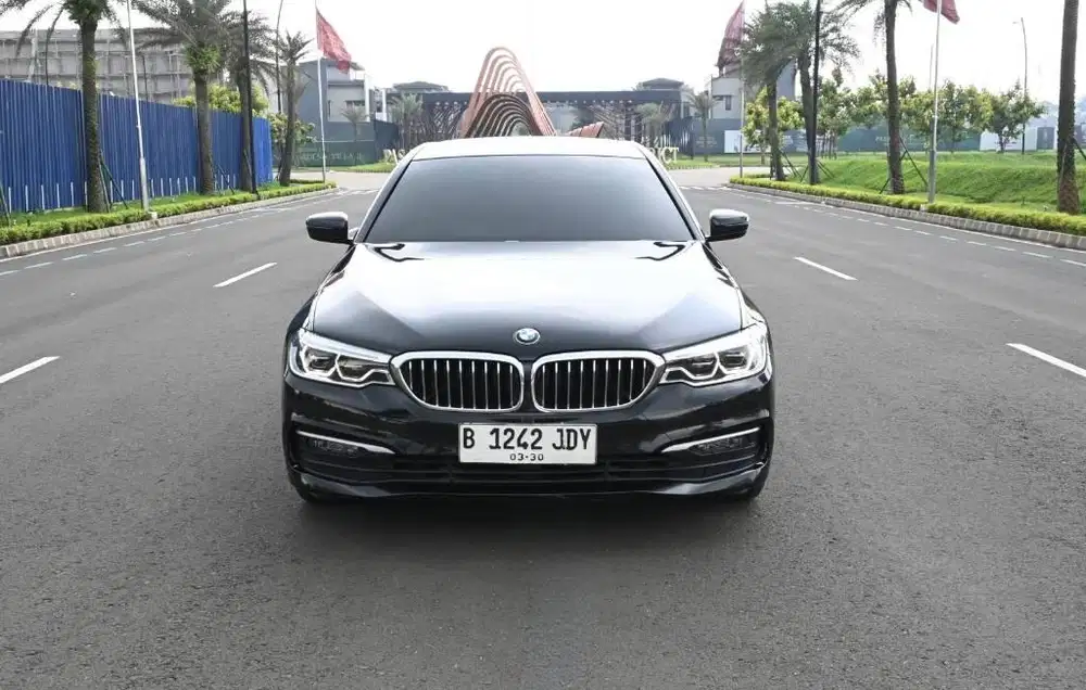 (TDP4jtan) BMW G30 520i Luxury Line 2020