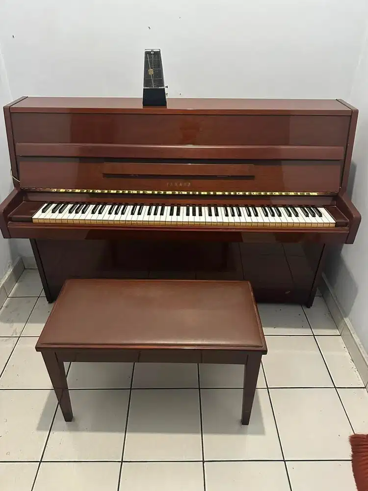 (JUAL) Acoustic Piano Yamaha M5J Second