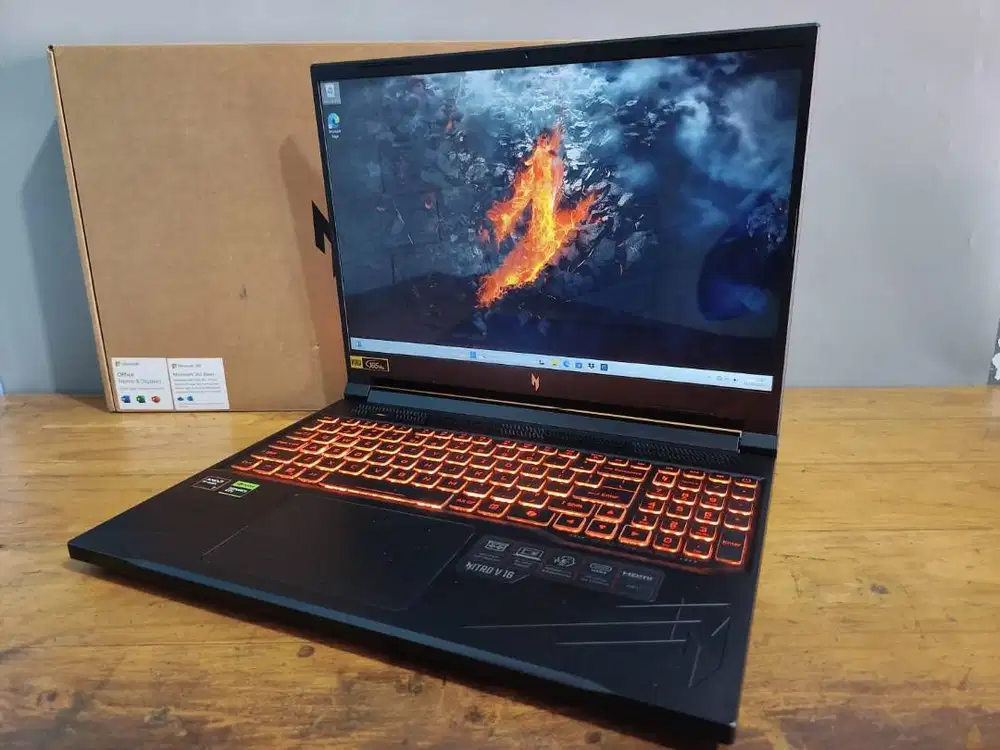 Acer Nitro V16 Ryzen 7 RTX 4050 | Layar 165Hz | Garansi 2027 | Supe