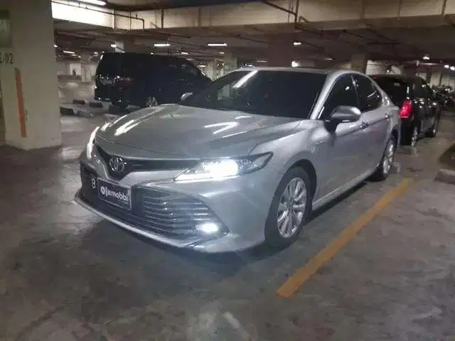 TERMURAH Toyota Camry 2.5 V Bensin-AT 2021 UAI B