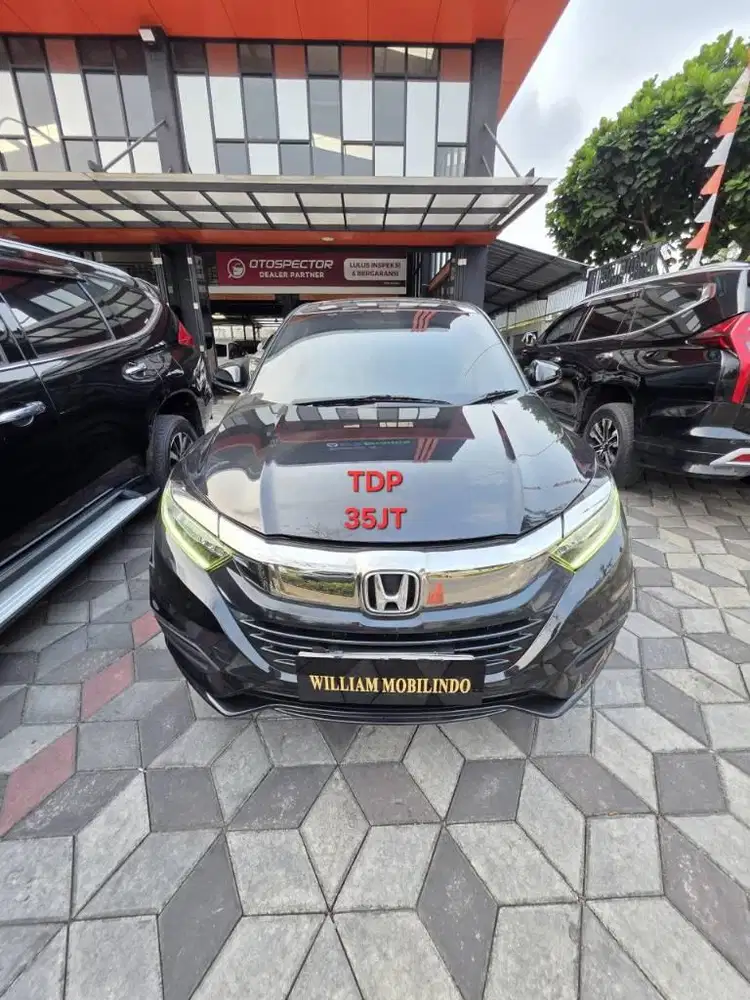 Honda HRV Prestige Matic Tahun 2018 Kondisi Mulus Terawat Istimewa