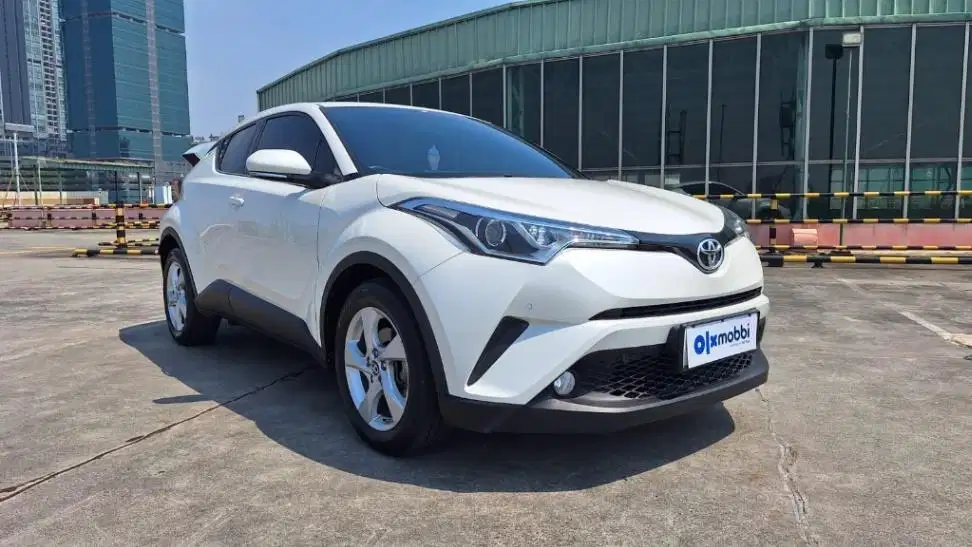 KM Rendah - Toyota CHR 1.8 Bensin-AT 2018