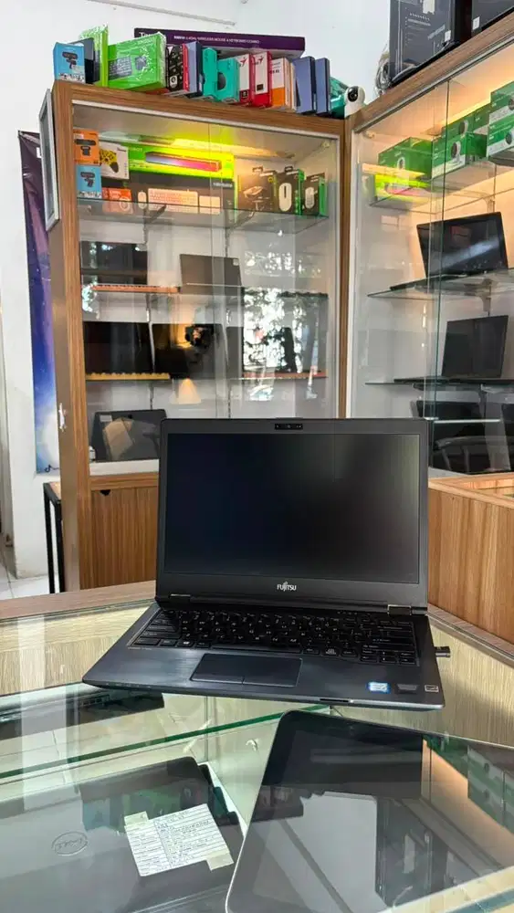 Laptop Core i7 Murah Ringan