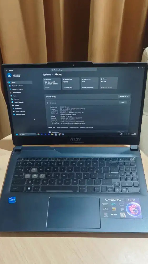 MSI Cyborg 15 A12V