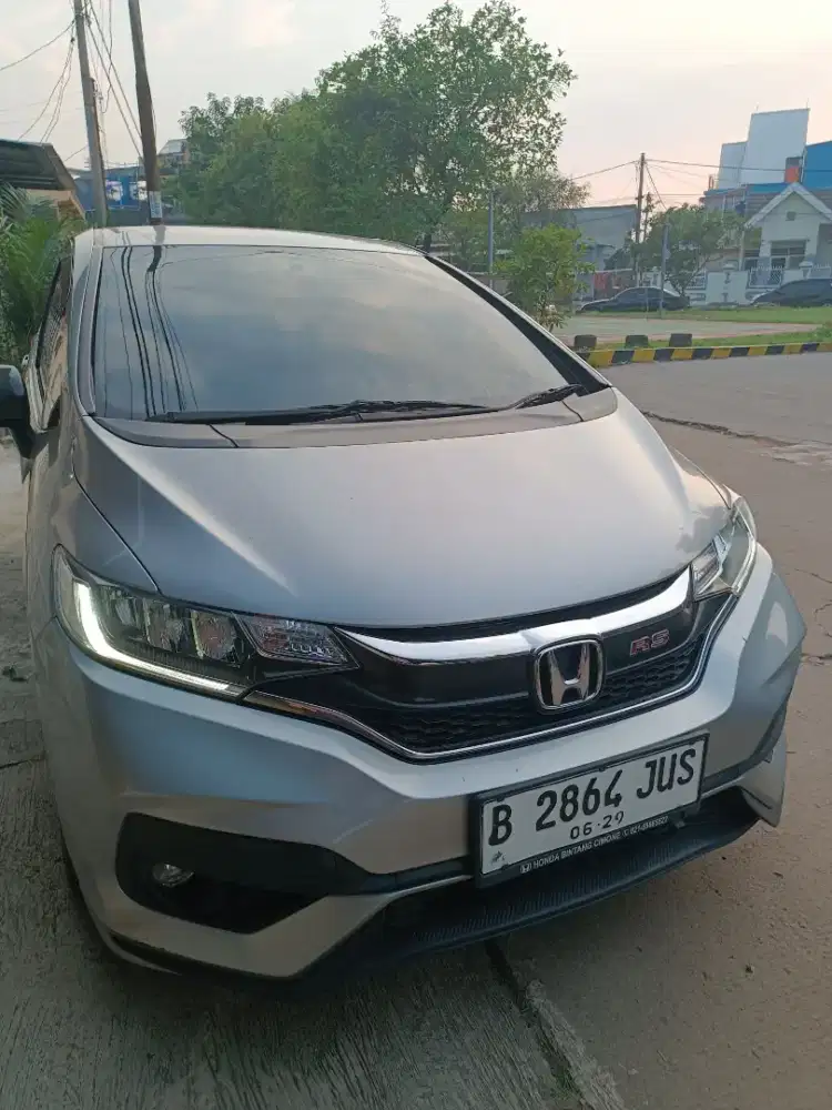 Dijual hondaJazz Rs cvt 2019