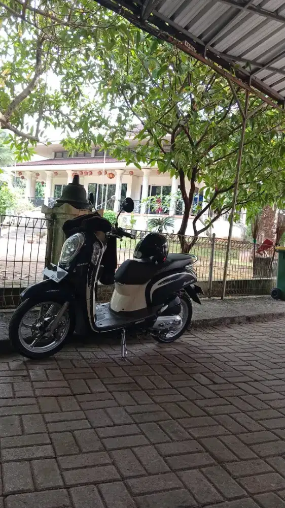 Honda Scoopy FI 2013 (Starter Kasar) Blue Navy cream