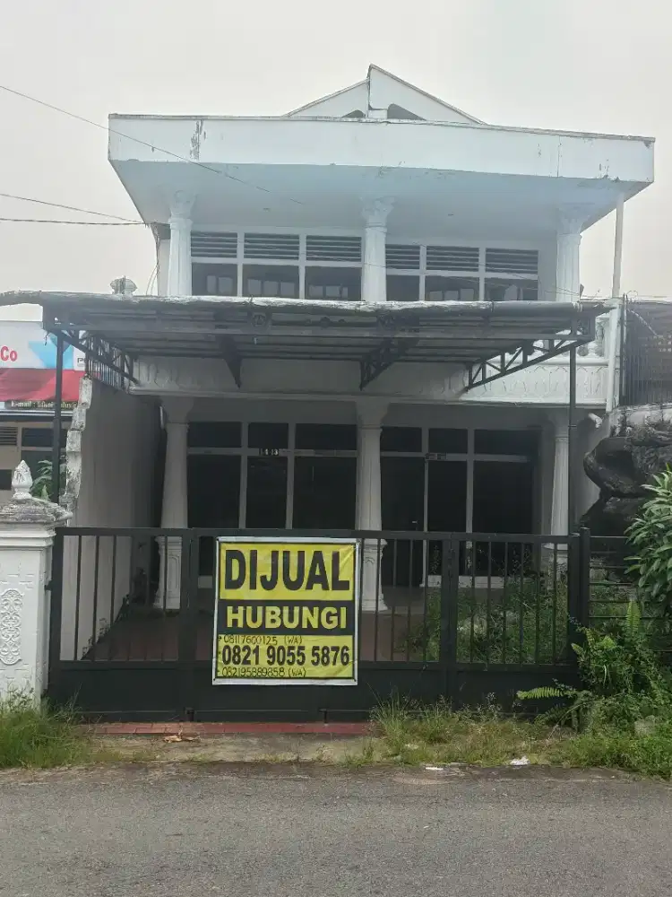 Rumah pinggir jalan perumnas I