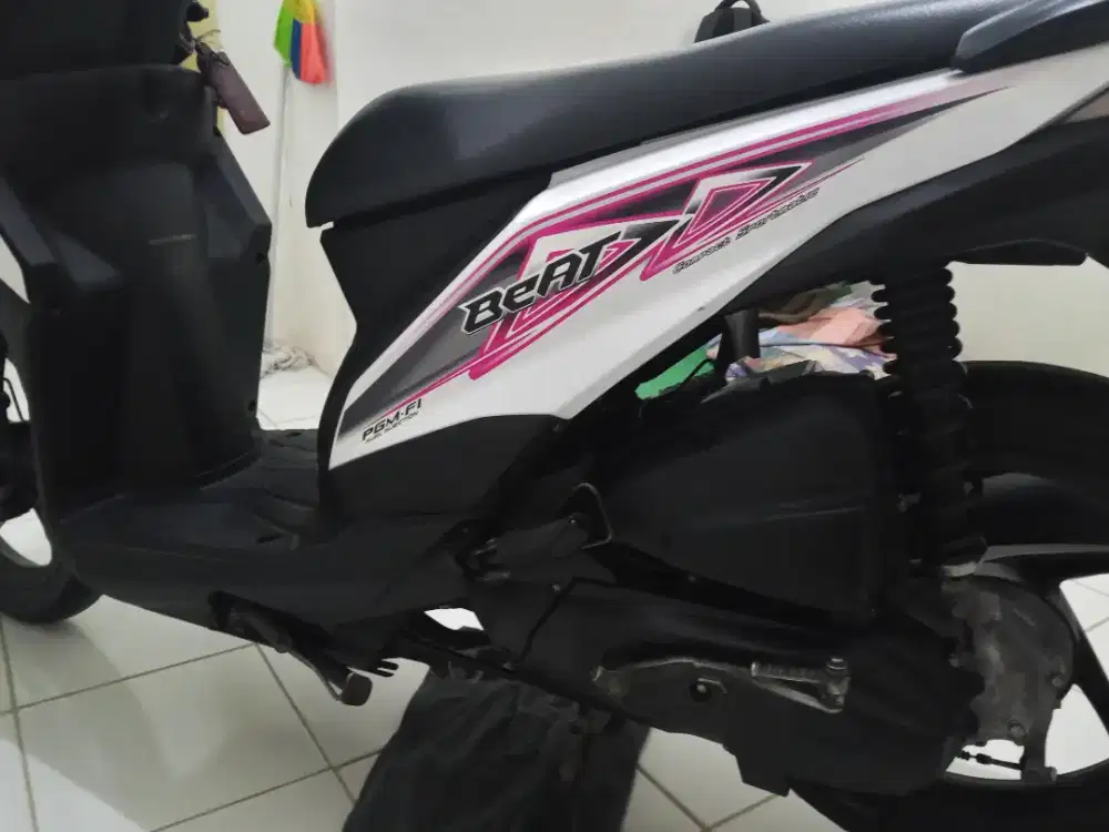 Dijual Honda beat tahun 2013 mahar 9 juta nego
