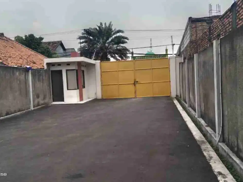 Dijual. Gudang + kantor, Di Bekasi Utara.. Lokasi strategis.