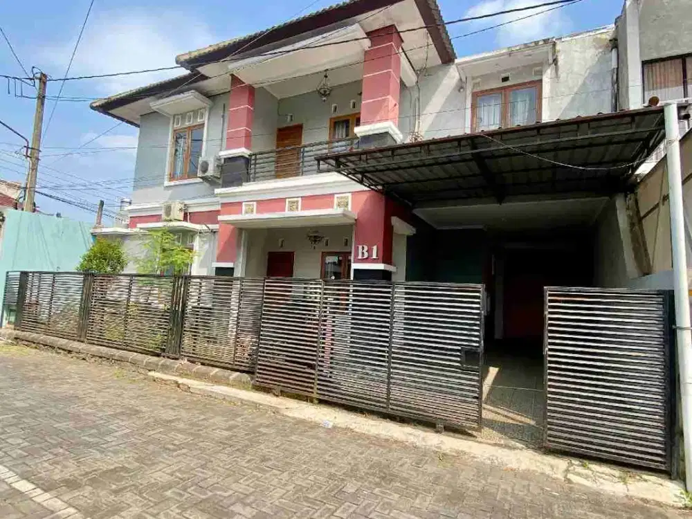Rumah 2 Lantai Dalam Perumahan Dekat Kampus UIN Dan Ambarukmo Plaza ( AMPLAZ )