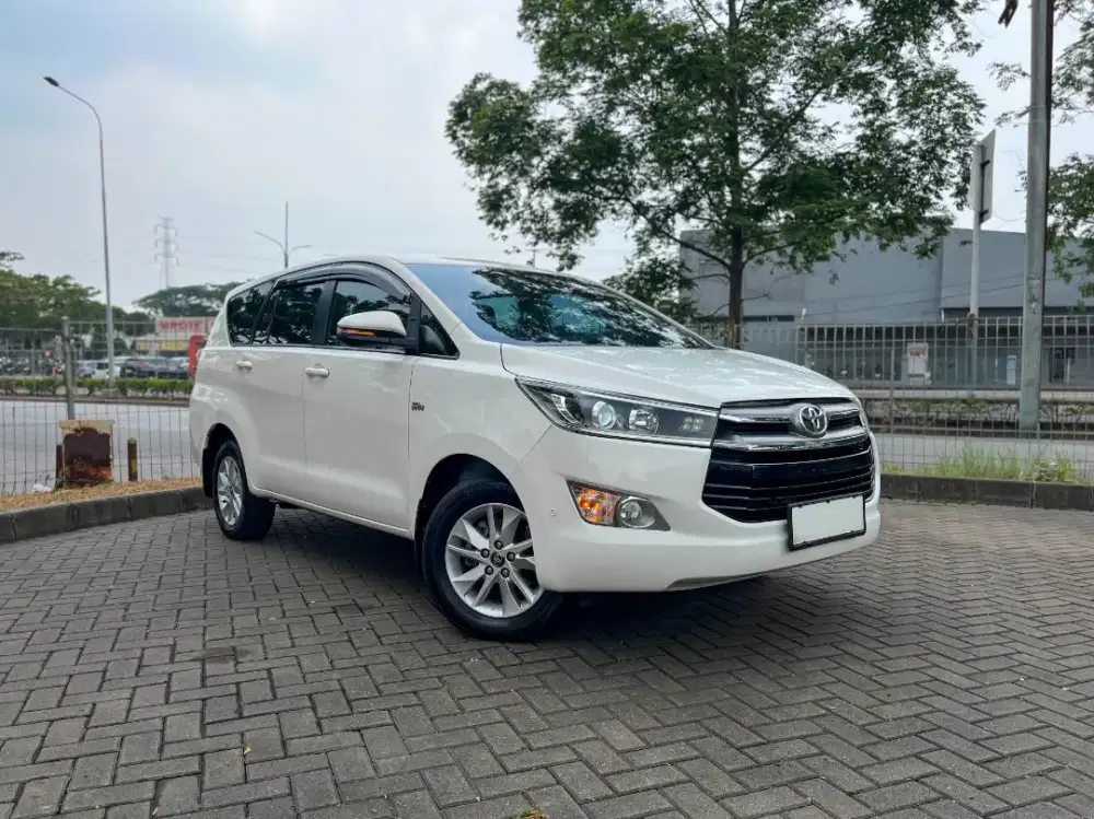 TOYOTA INNOVA REBORN 2.0 V at Bns 2019 Putih