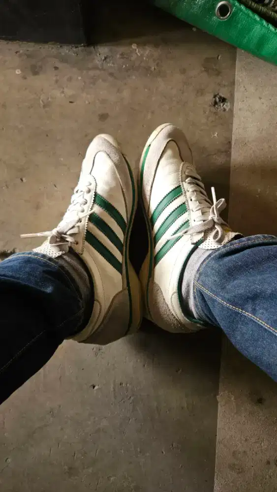Adidas ukuran 27cm /42