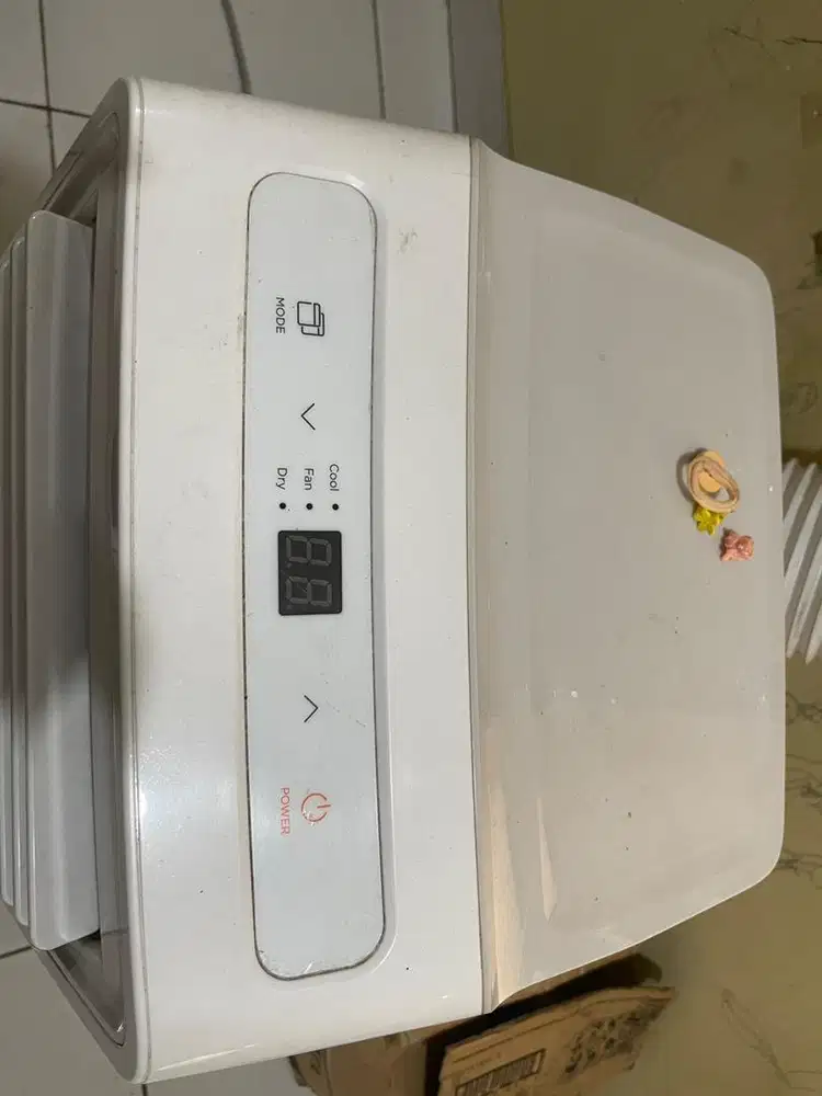 Ac portabel midea