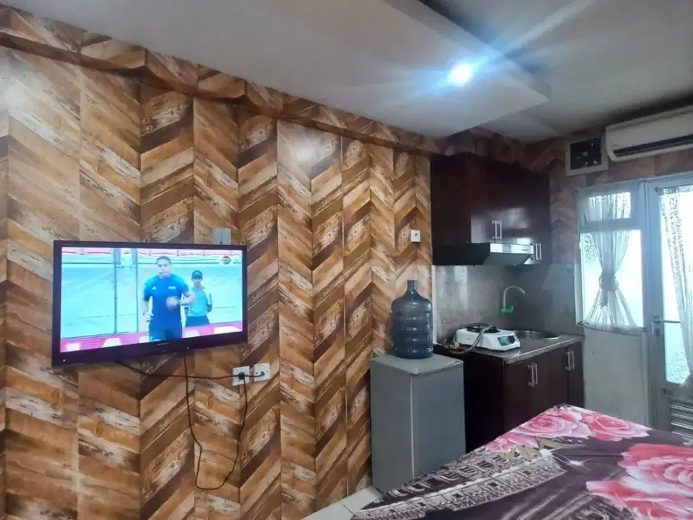 Disewakan  per 3bulan Apartemen Studio room EMERALD lt 11 furnished
