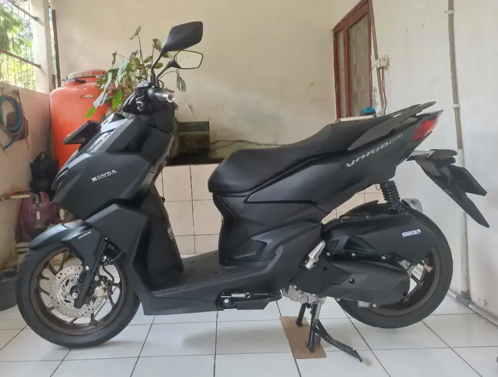 Honda vario 160 ABS tahun 2026 km 4000
