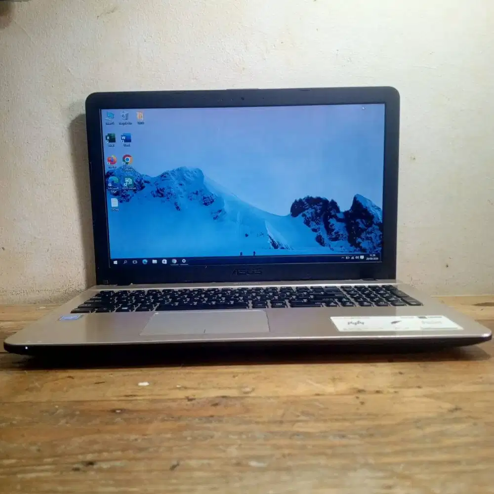 Asus Celeron N3350 Ram 4 GB HDD 750 GB 15.6 inch